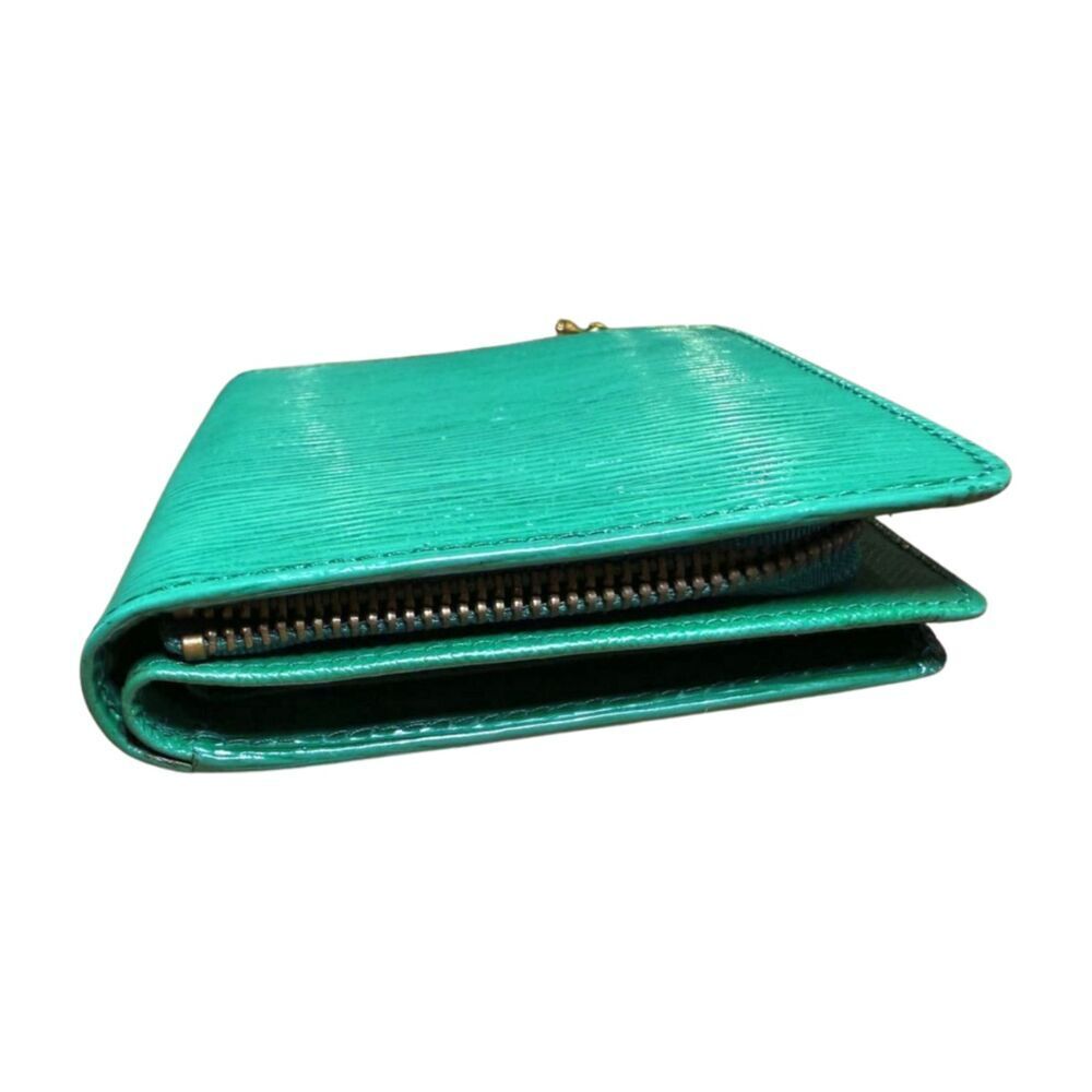 Louis Vuitton Epi Leather Wallet, Green - Picture 5 of 8